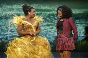 Uzo Aduba as Glinda and Shanice Williams as Dorothy in The Wiz Live